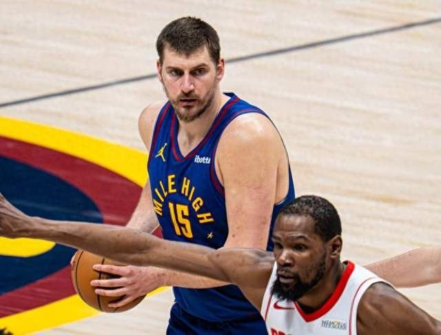 火箭惨败掘金，阵容短板暴露，三分命中率创赛