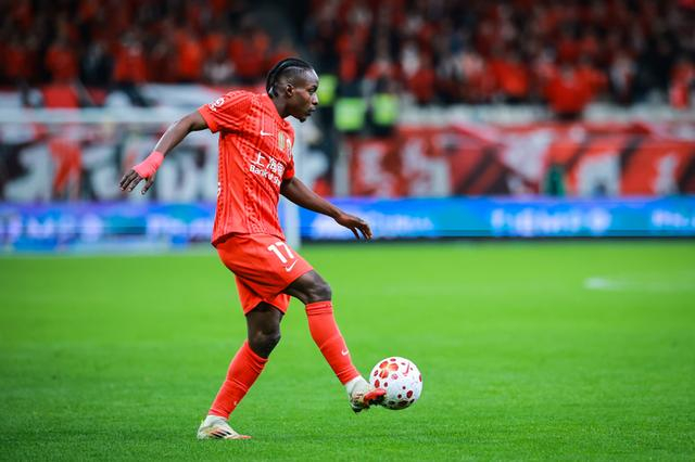 上海海港伤病潮与流言困扰穆斯卡特，能否强势