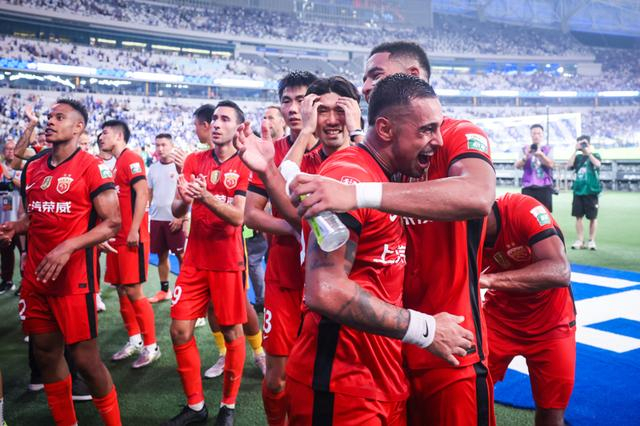 上海海港伤病潮与流言困扰穆斯卡特，能否强势