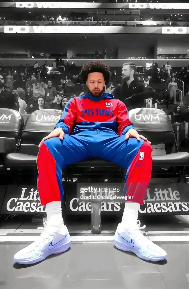 爱德华兹坎宁安伤病影响65场规则，最佳阵容或成