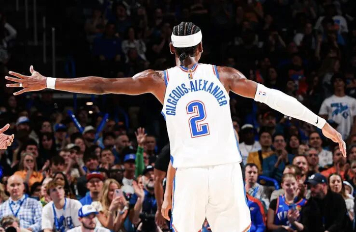 科比高难度投篮哲学：时代变迁下的效率争议